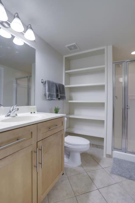 Fantastic 2 Bedroom Condo At Pentagon City Arlington Bagian luar foto